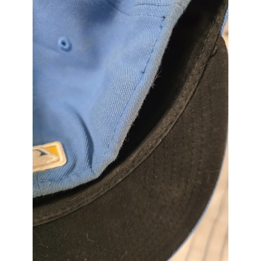 Boston Red Sox City Connect Hat Fitted Size 7 1/2 GUC